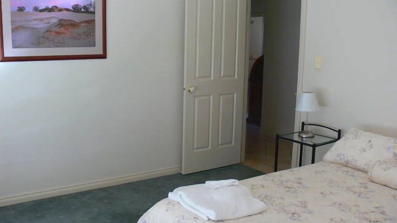 Photo of Bedroom in Gol Gol