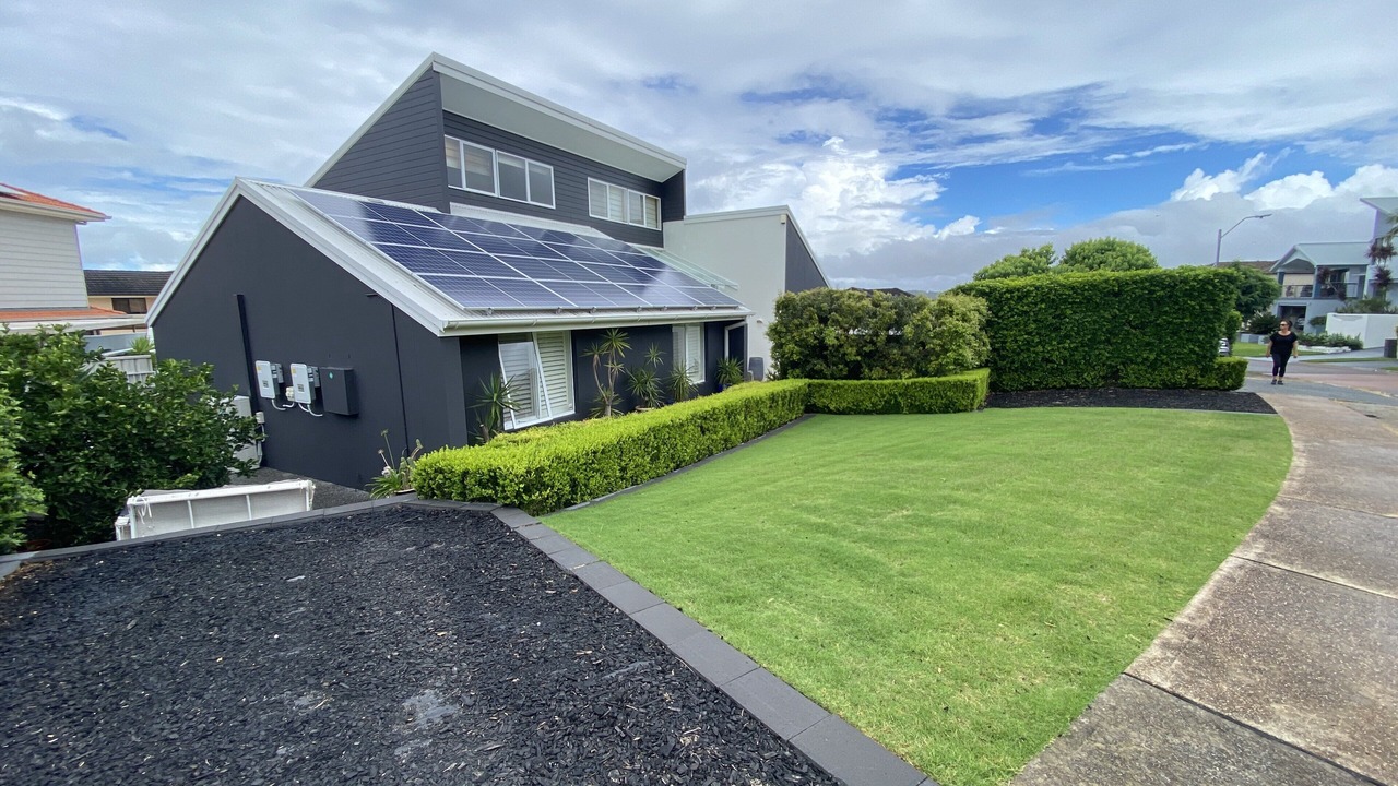 Photo of Outdoor in Redhead