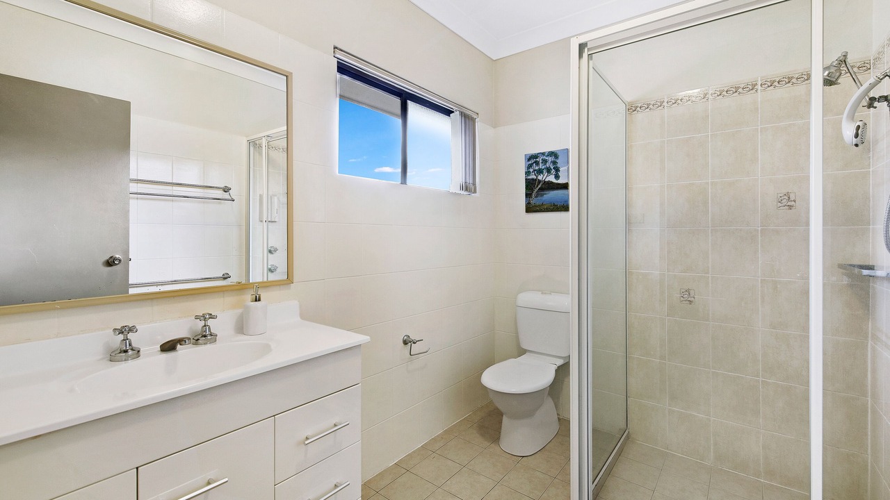 Photo of Bathroom in Korora