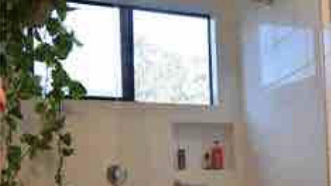 Photo of Bathroom in Killarney Vale