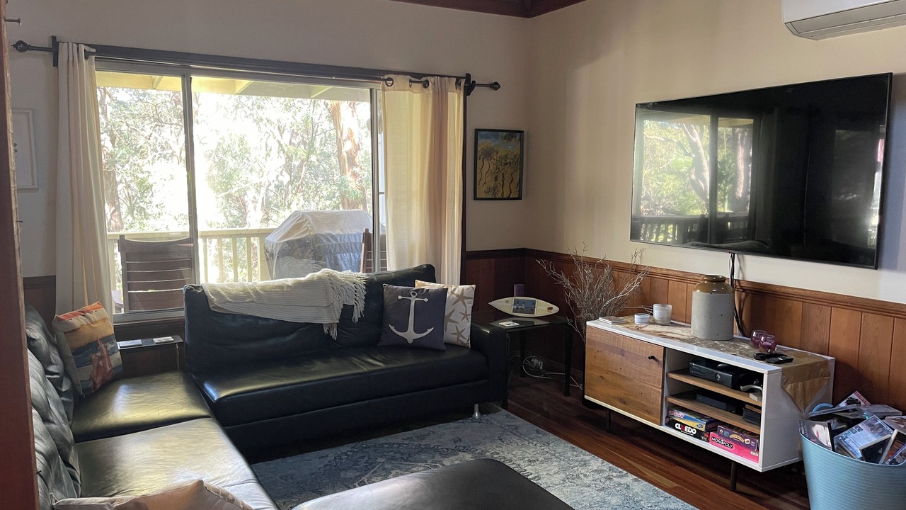 Photo of Livingroom in Macmasters Beach