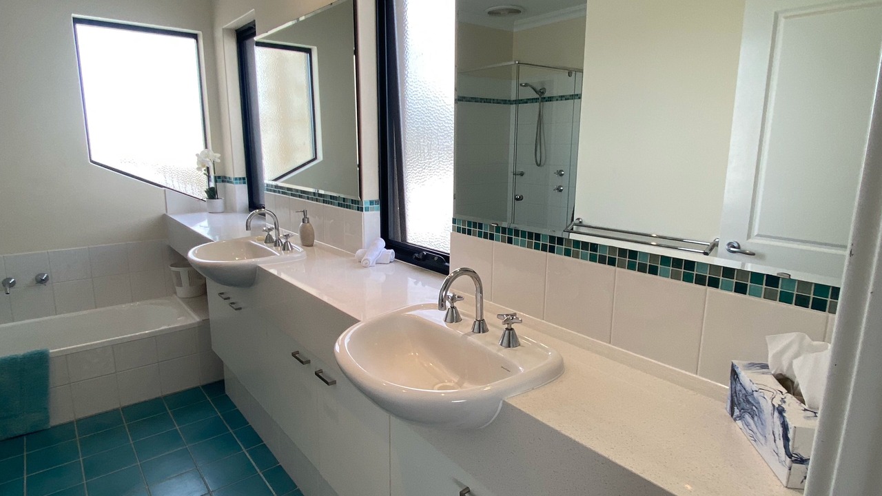 Photo of Bathroom in Geographe