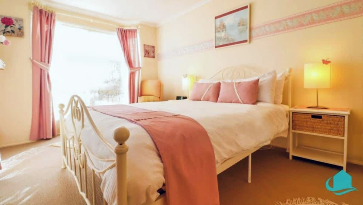 Photo of Bedroom in Swansea
