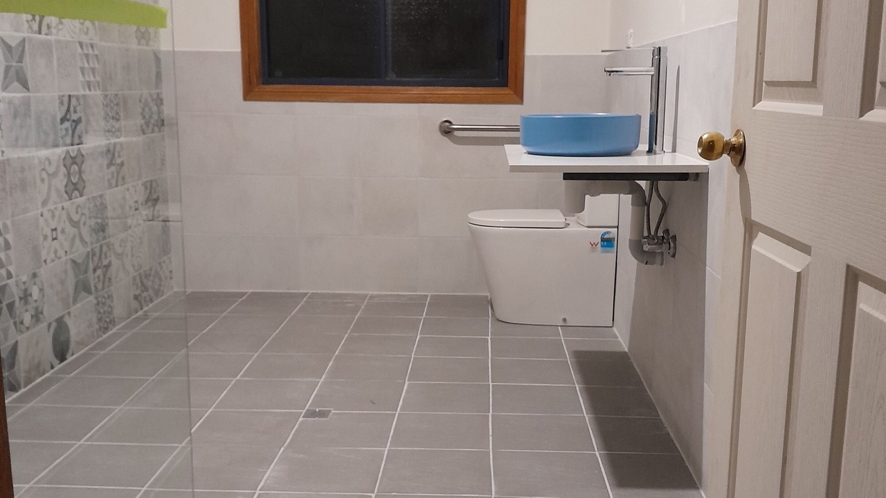 Photo of Bathroom in Fosterton
