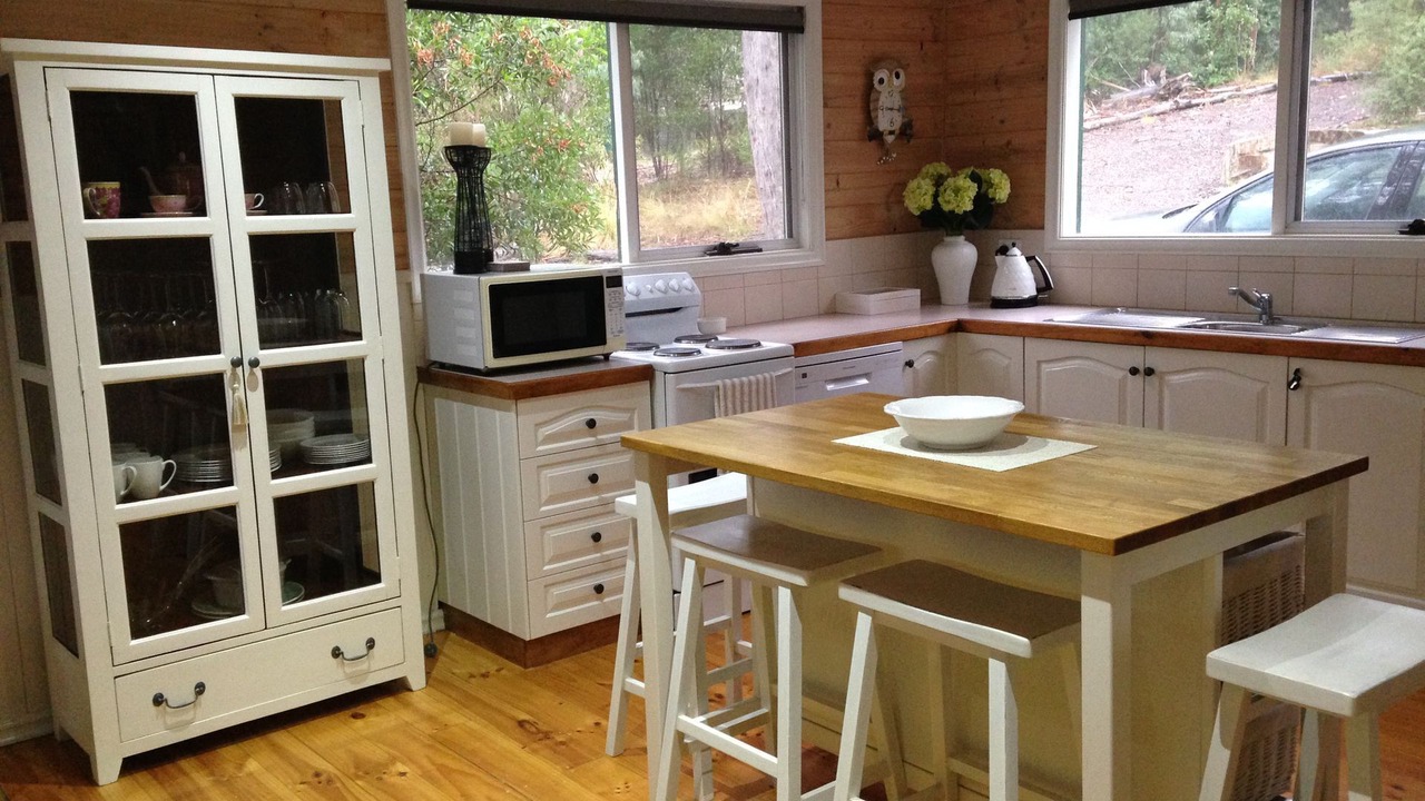 Photo of Kitchen in Sawmill Settlement