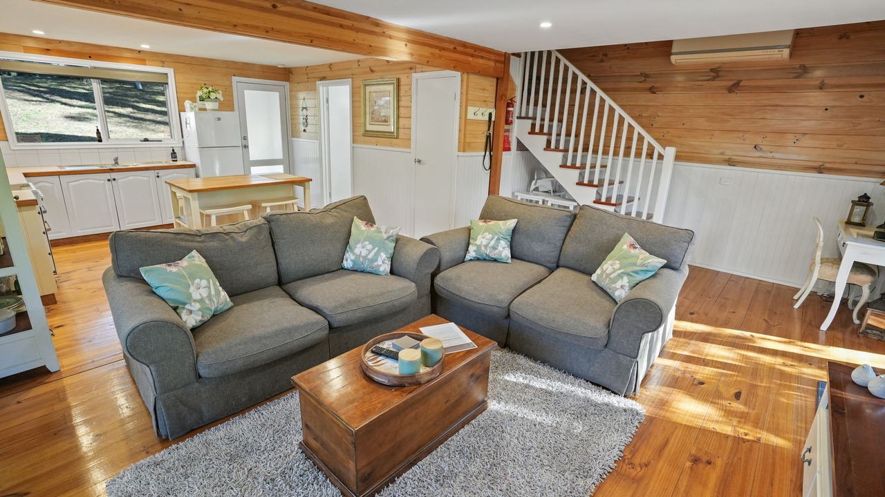 Photo of Livingroom in Sawmill Settlement