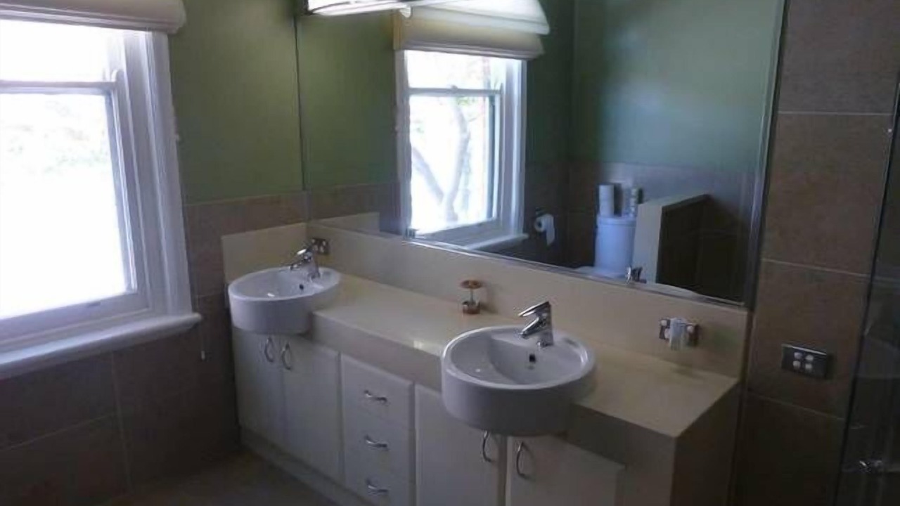 Photo of Bathroom in Albury