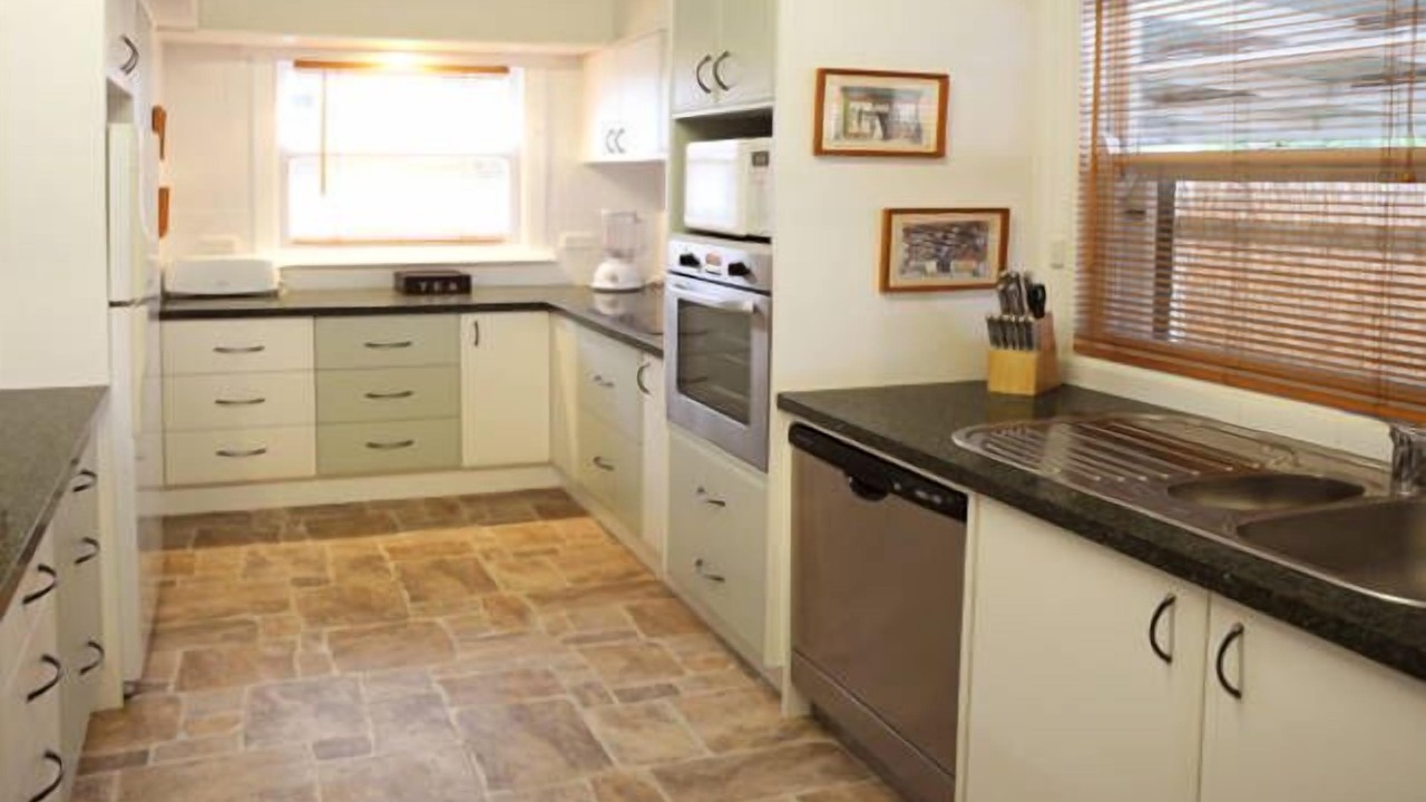 Photo of Kitchen in Newington