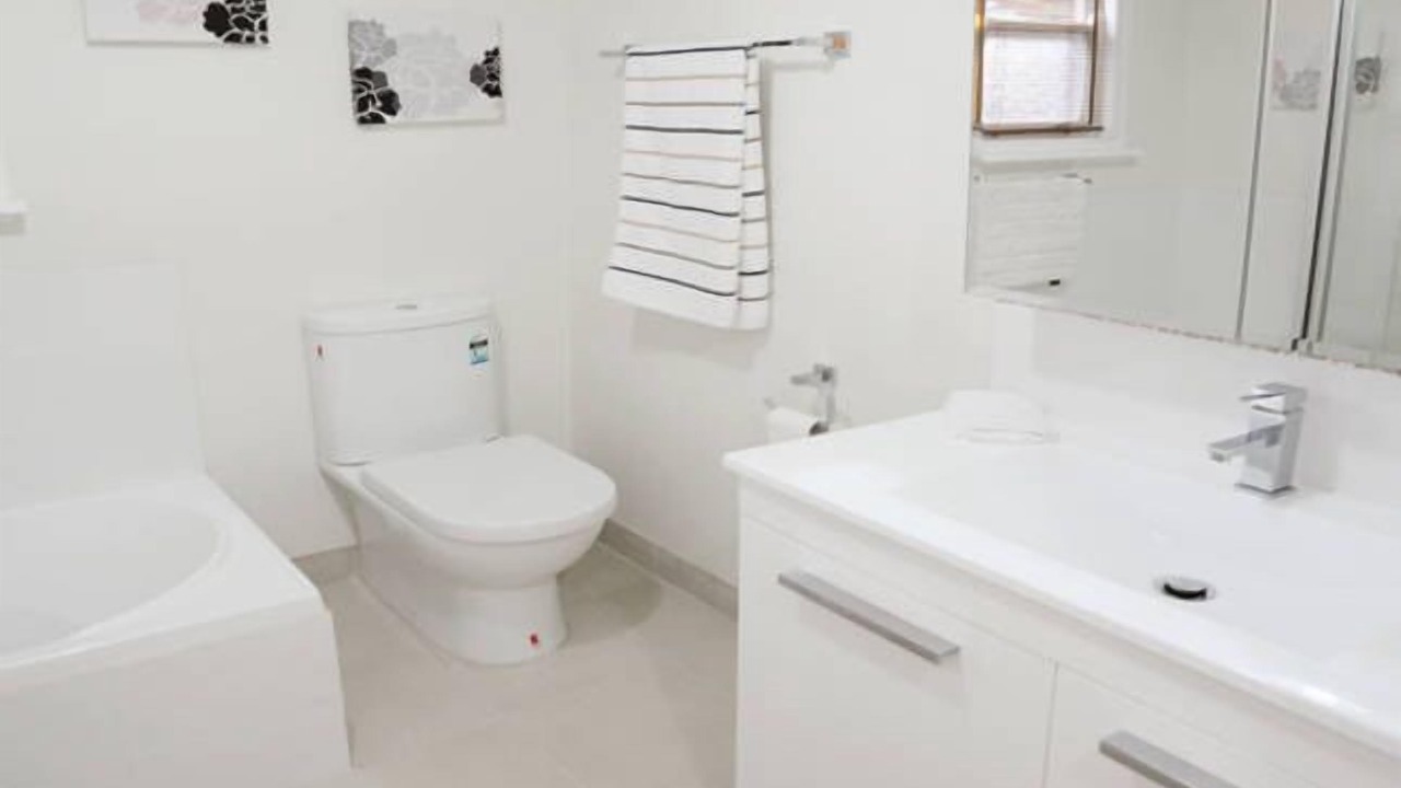 Photo of Bathroom in Newington