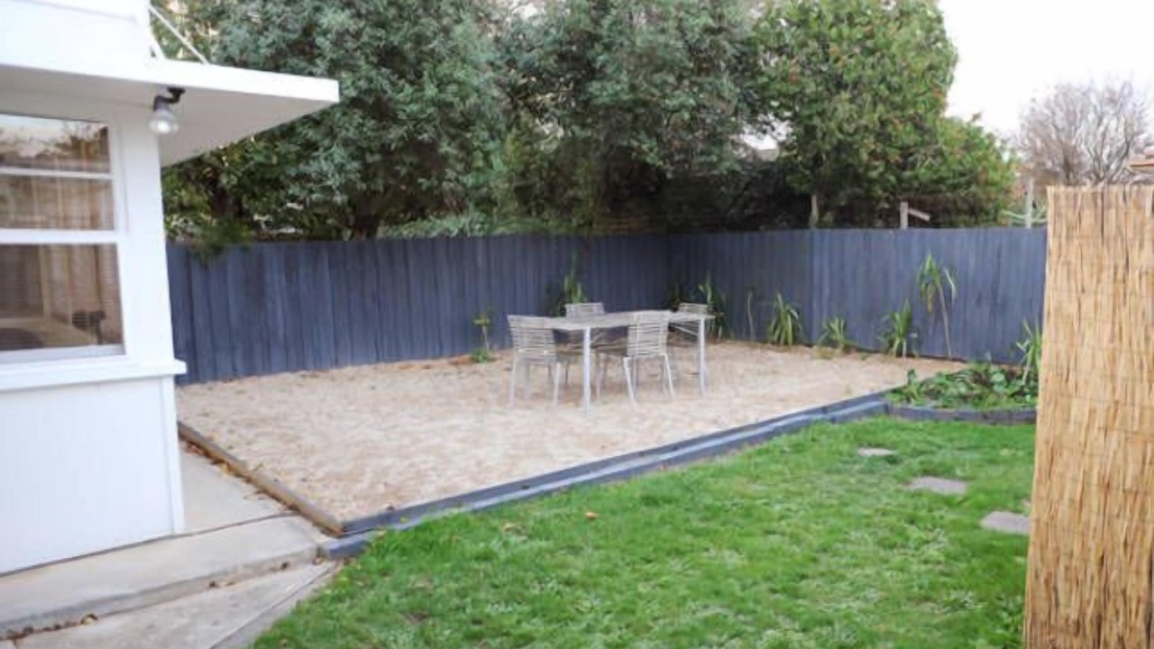 Photo of Outdoor in Newington