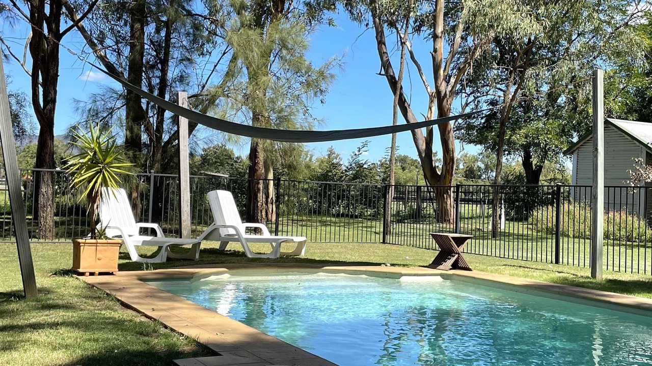 Photo of Outdoor in Broke