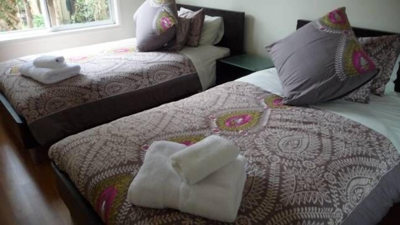 Photo of Bedroom in One Mile