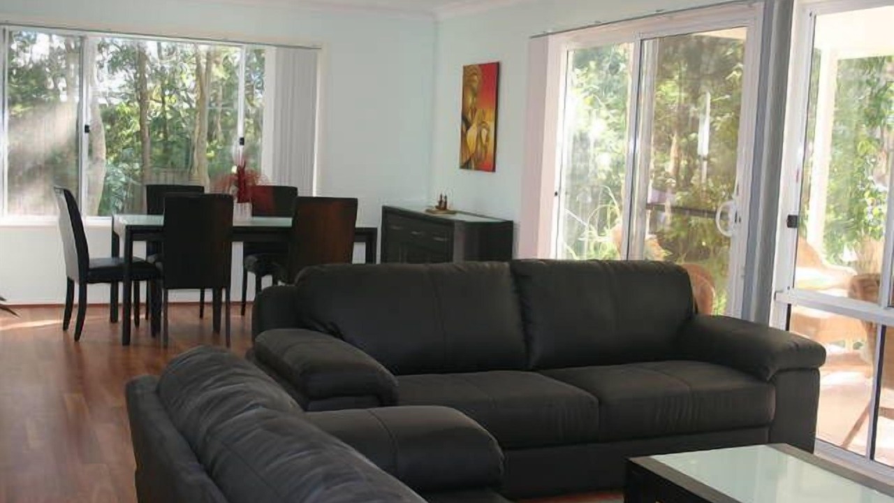 Photo of Livingroom in One Mile