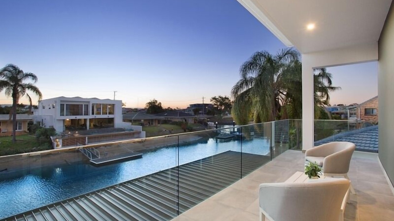 Photo of Outdoor in Broadbeach Waters