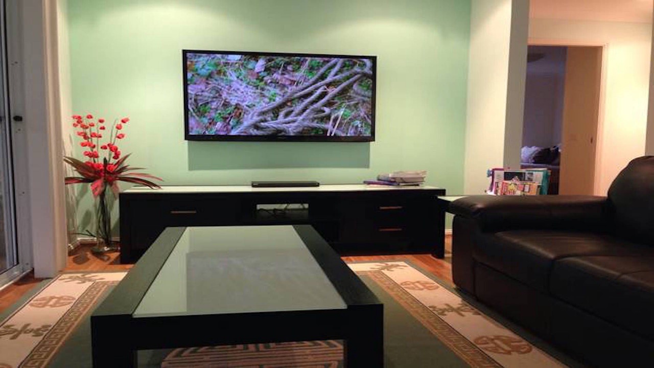 Photo of Livingroom in One Mile