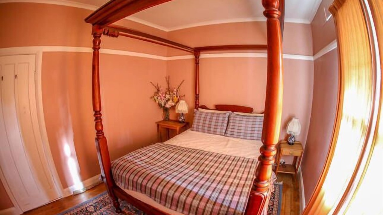 Photo of Bedroom in Duckmaloi