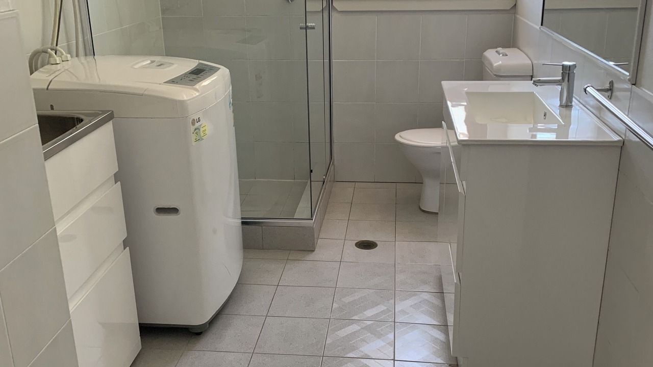 Photo of Bathroom in Narrawallee