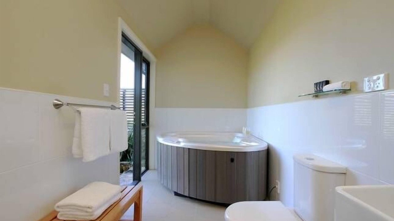 Photo of Bathroom in Megalong Valley