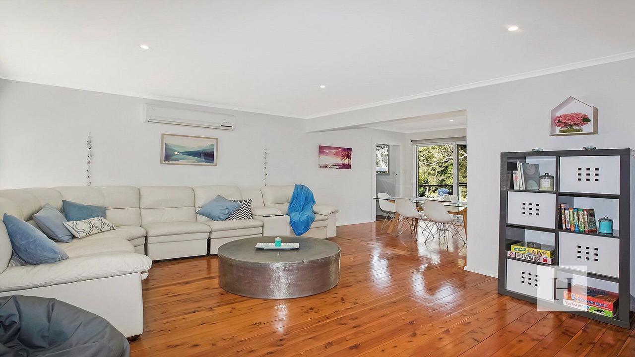 Photo of Livingroom in Gwandalan