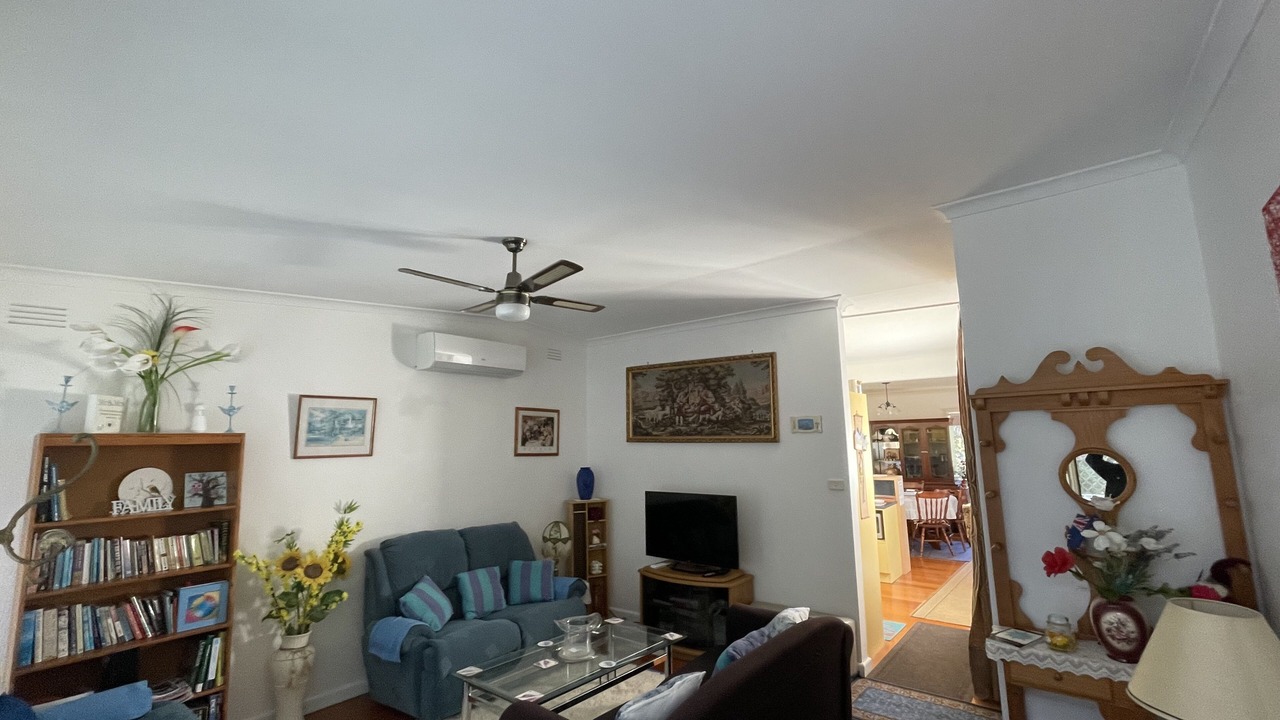 Photo of Livingroom in Lakes Entrance