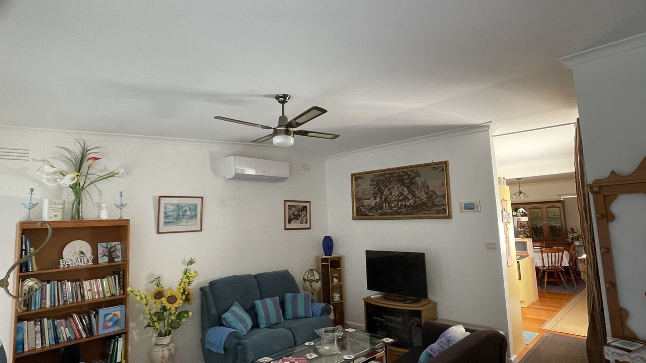 Photo of Livingroom in Lakes Entrance