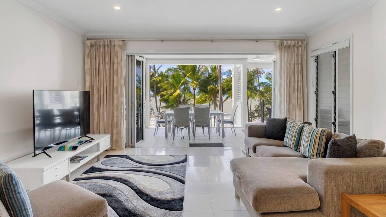 Photo of Livingroom in Palm Cove