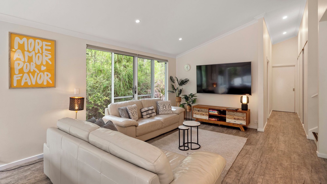 Photo of Livingroom in Dunsborough