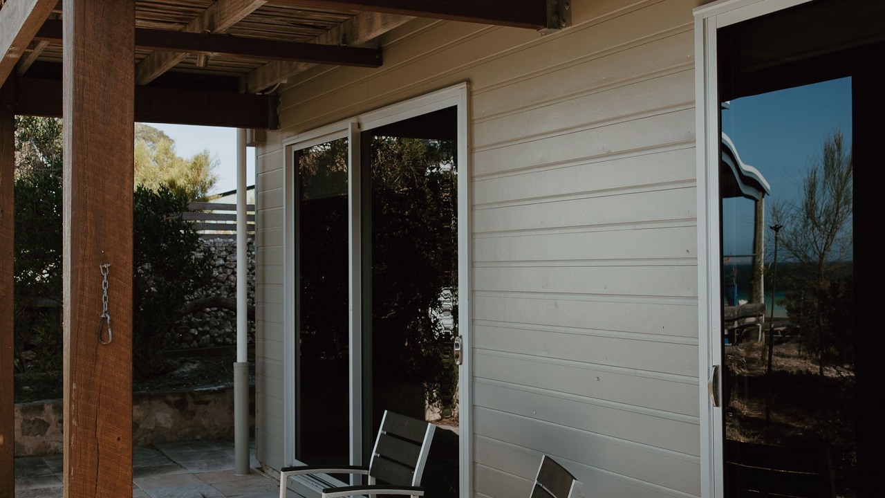 Photo of Patio Balcony in Island Beach