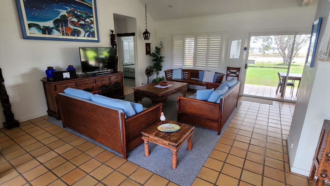 Photo of Livingroom in Burrum Heads