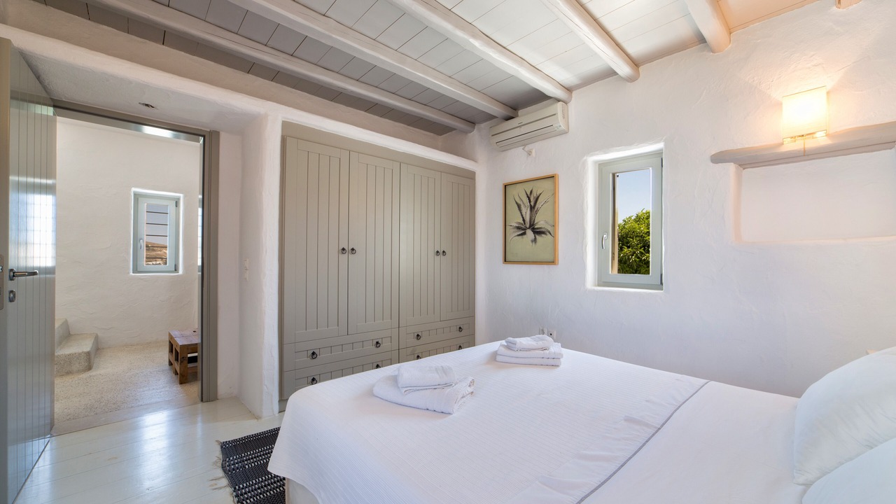 Photo of Bedroom in Paros