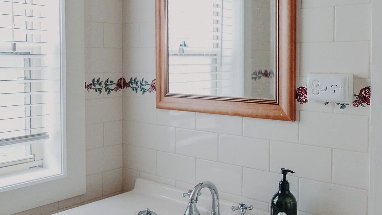 Photo of Bathroom in Port Macdonnell