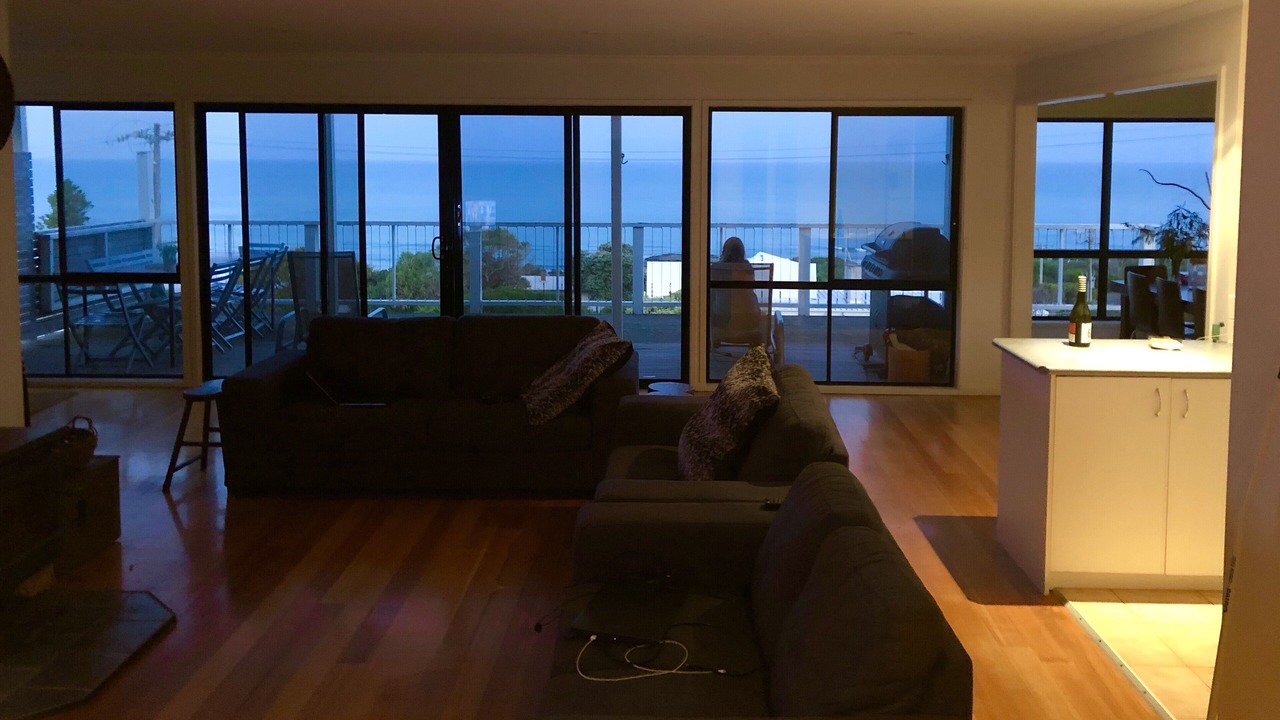 Photo of Livingroom in Skenes Creek