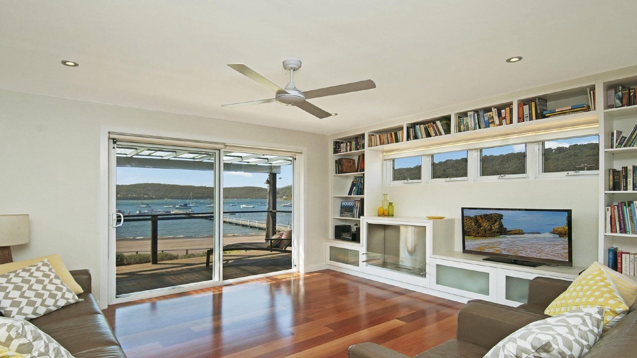 Photo of Livingroom in Pretty Beach Central Coast