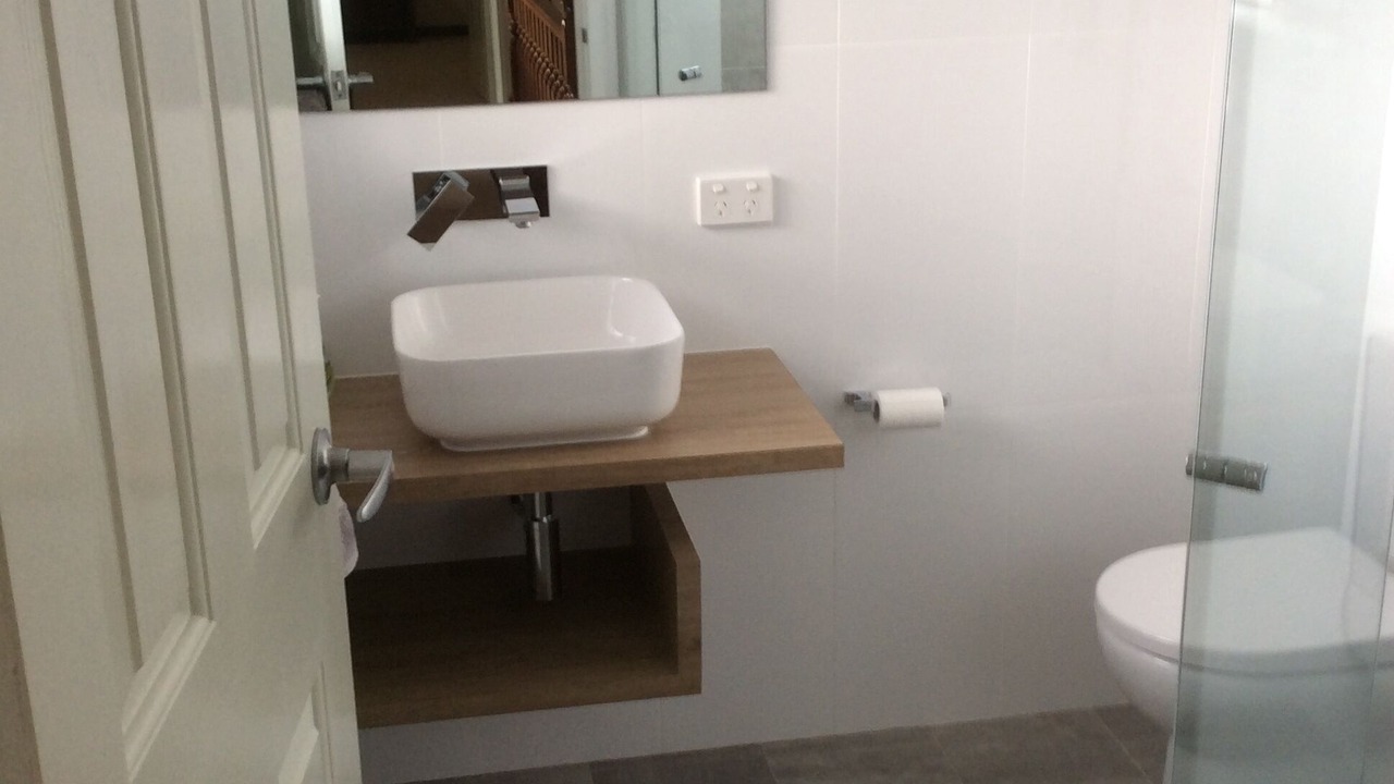Photo of Bathroom in Dudley Park