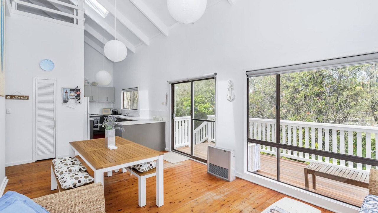 Photo of Livingroom in Mollymook Beach