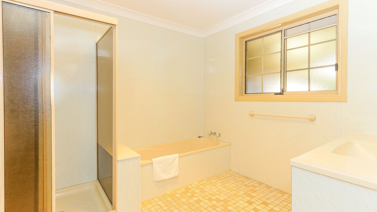 Photo of Bathroom in Stanthorpe