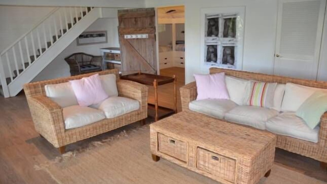 Photo of Livingroom in Rosedale