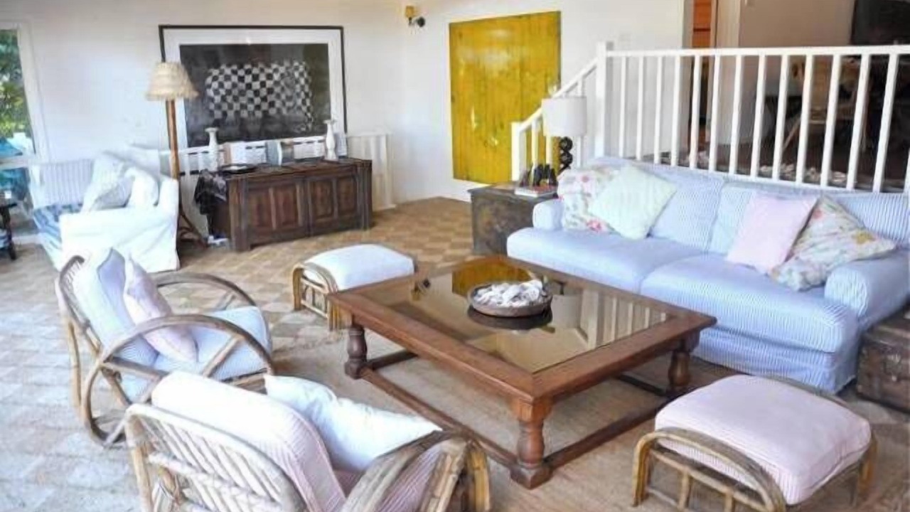 Photo of Livingroom in Rosedale