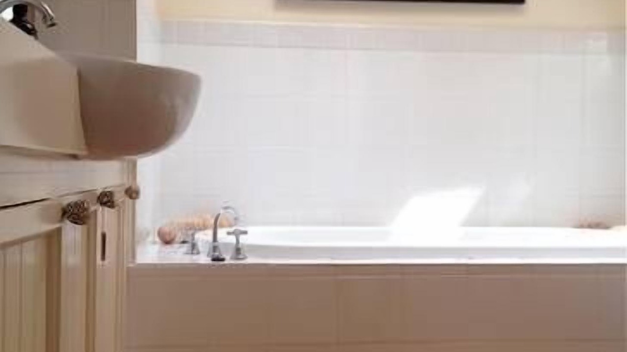 Photo of Bathroom in Rosedale