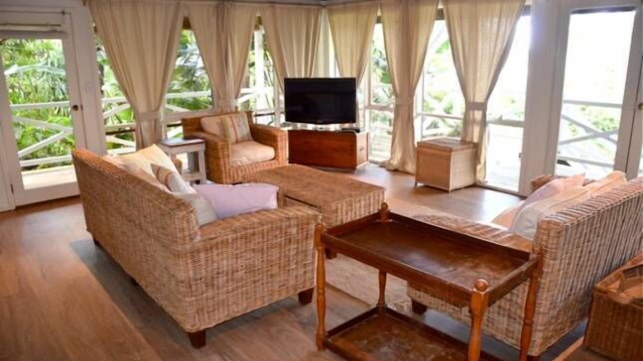Photo of Livingroom in Rosedale