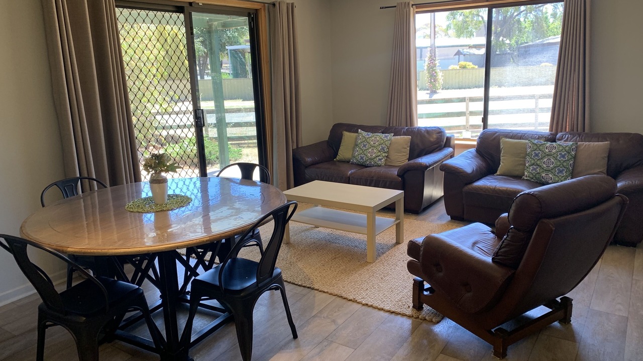 Photo of Livingroom in Port Hughes