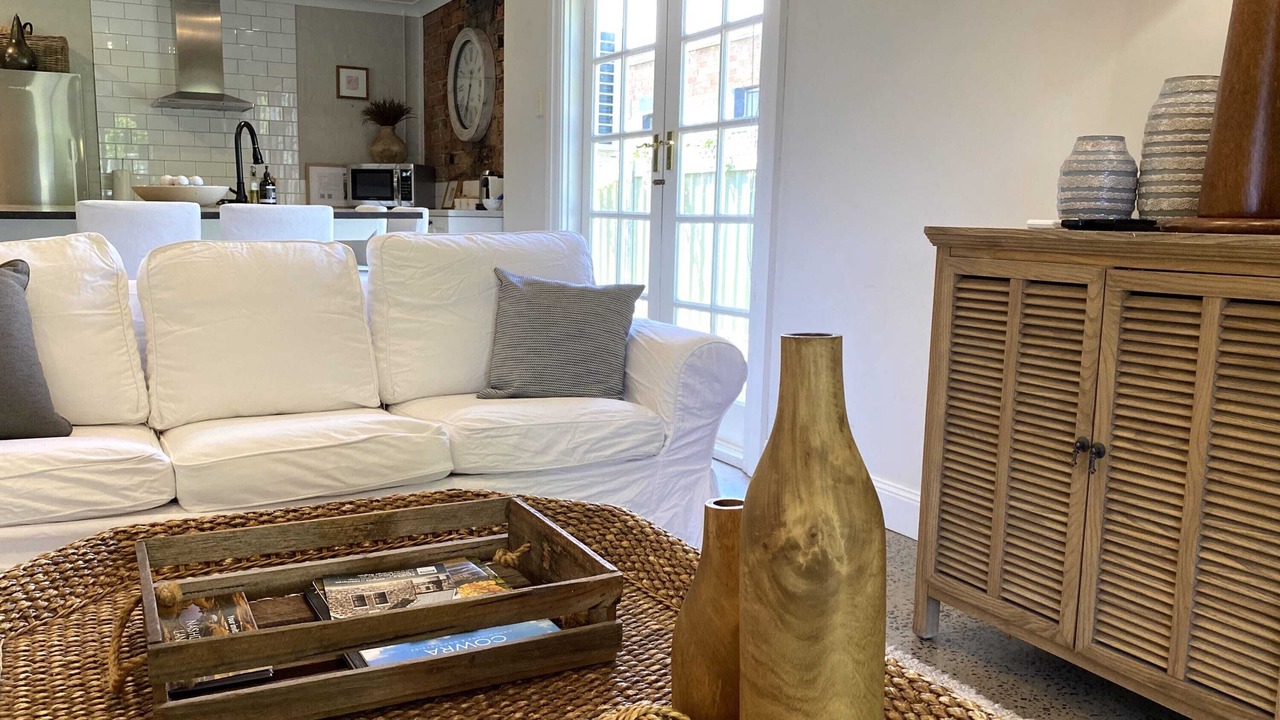 Photo of Livingroom in Orange