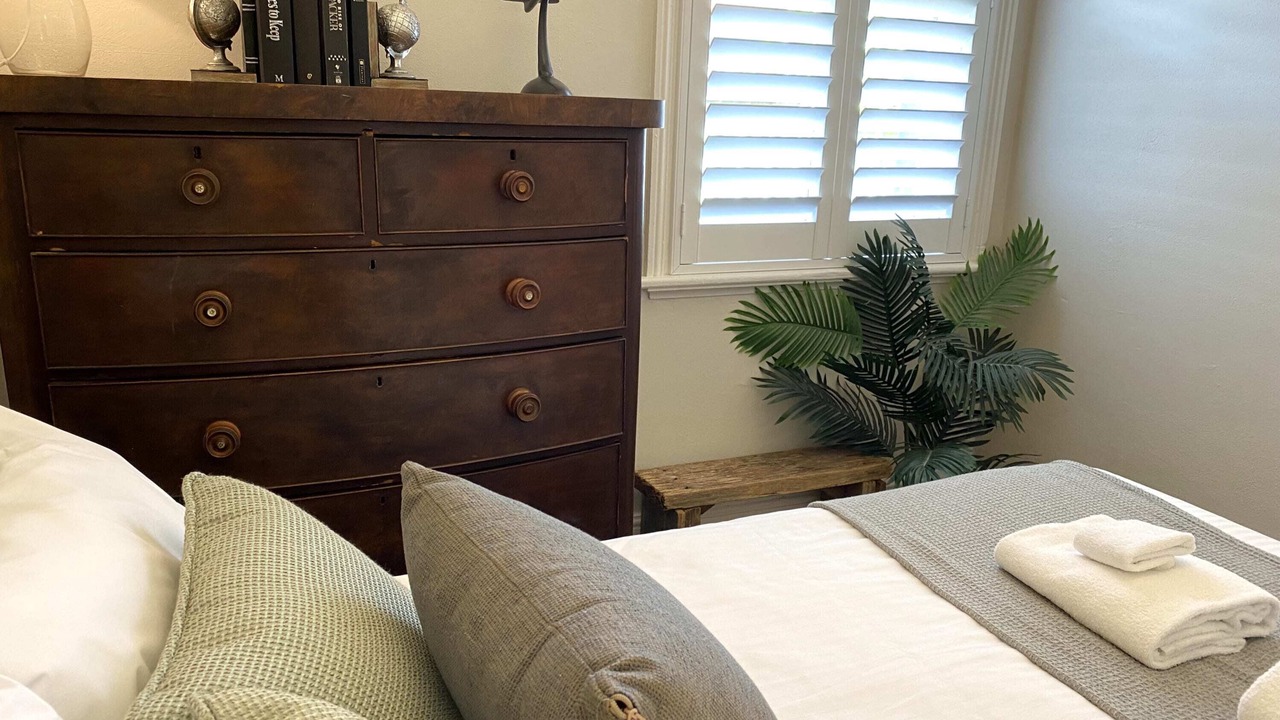 Photo of Bedroom in Orange