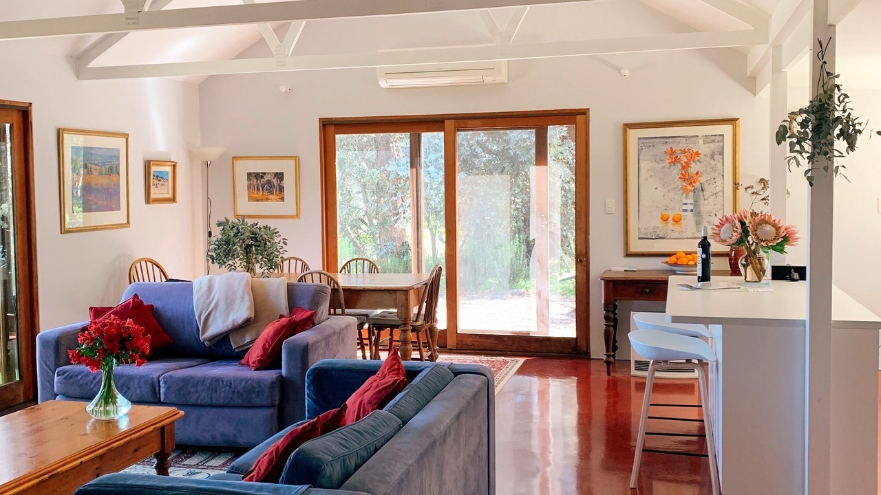 Photo of Livingroom in Blewitt Springs