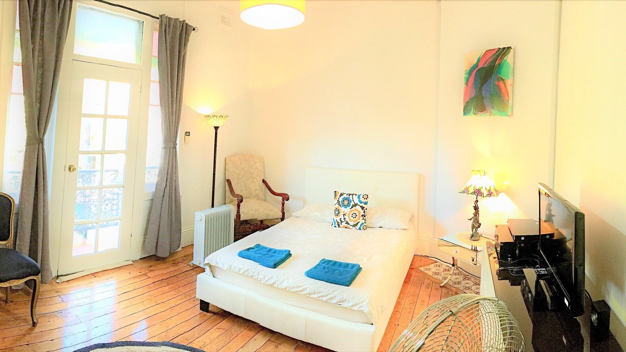 Photo of Bedroom in Newtown