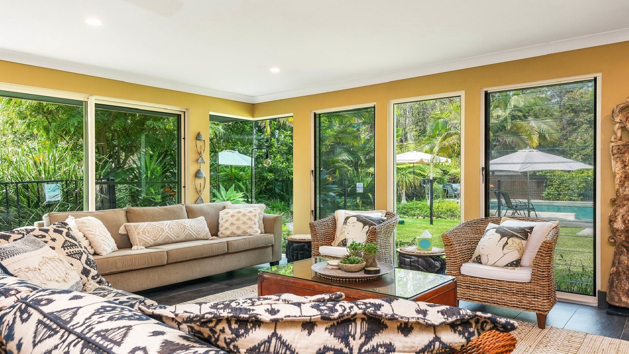 Photo of Livingroom in Macmasters Beach