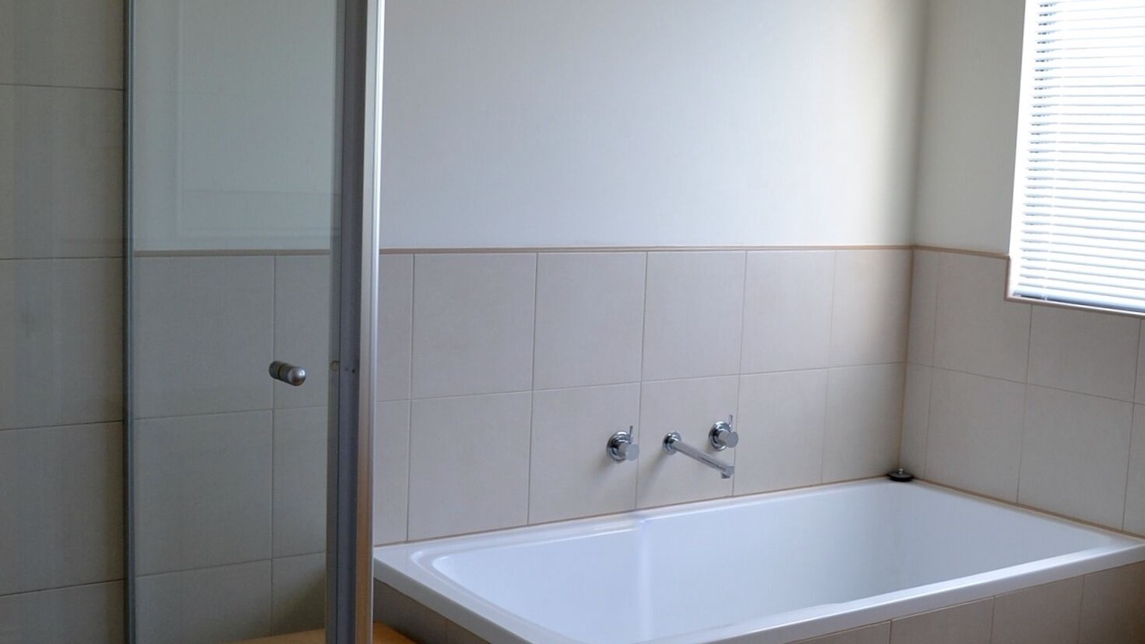 Photo of Bathroom in Peppermint Grove Beach