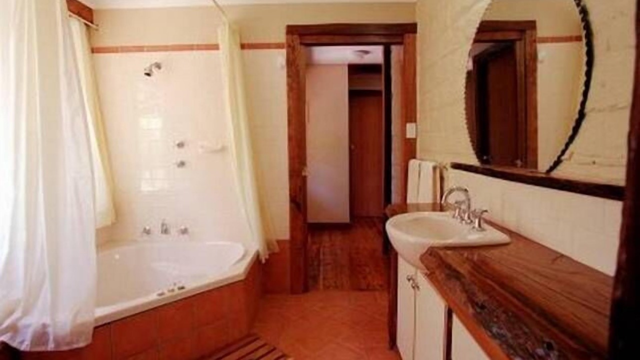 Photo of Bathroom in Bindera