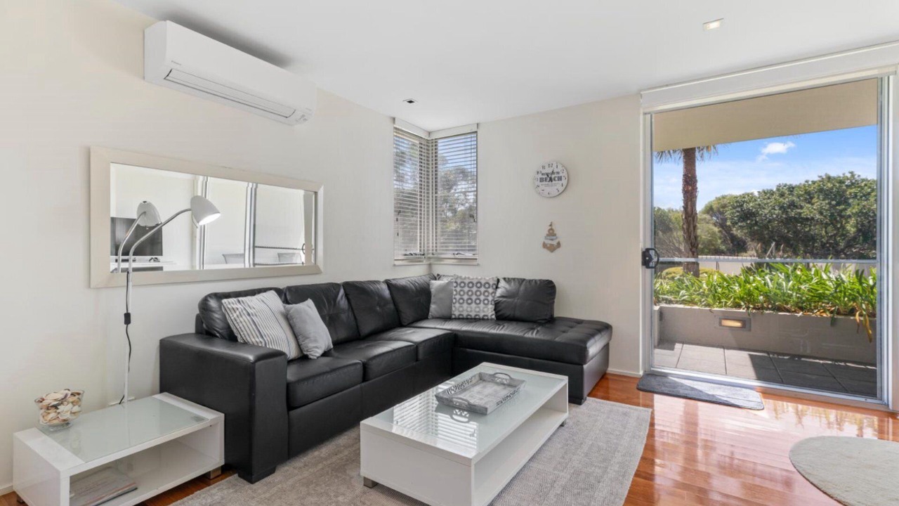 Photo of Livingroom in Hawks Nest