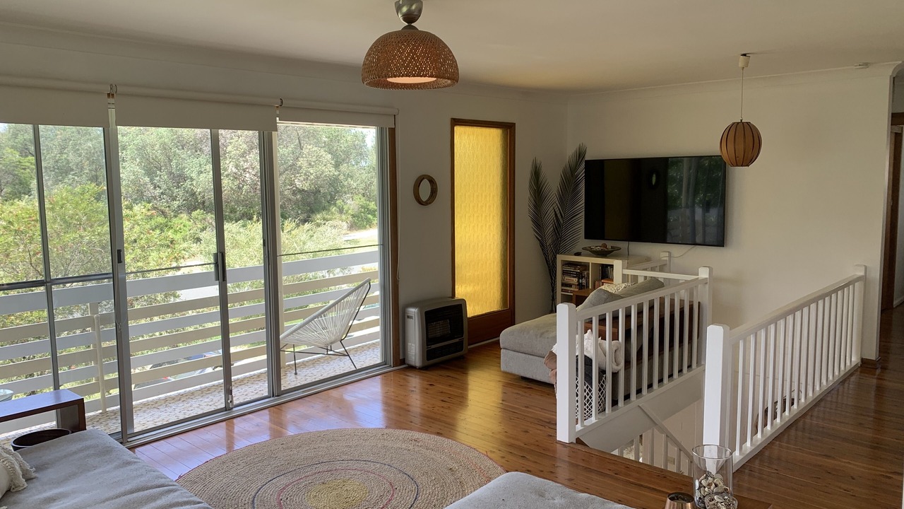 Photo of Livingroom in Broulee